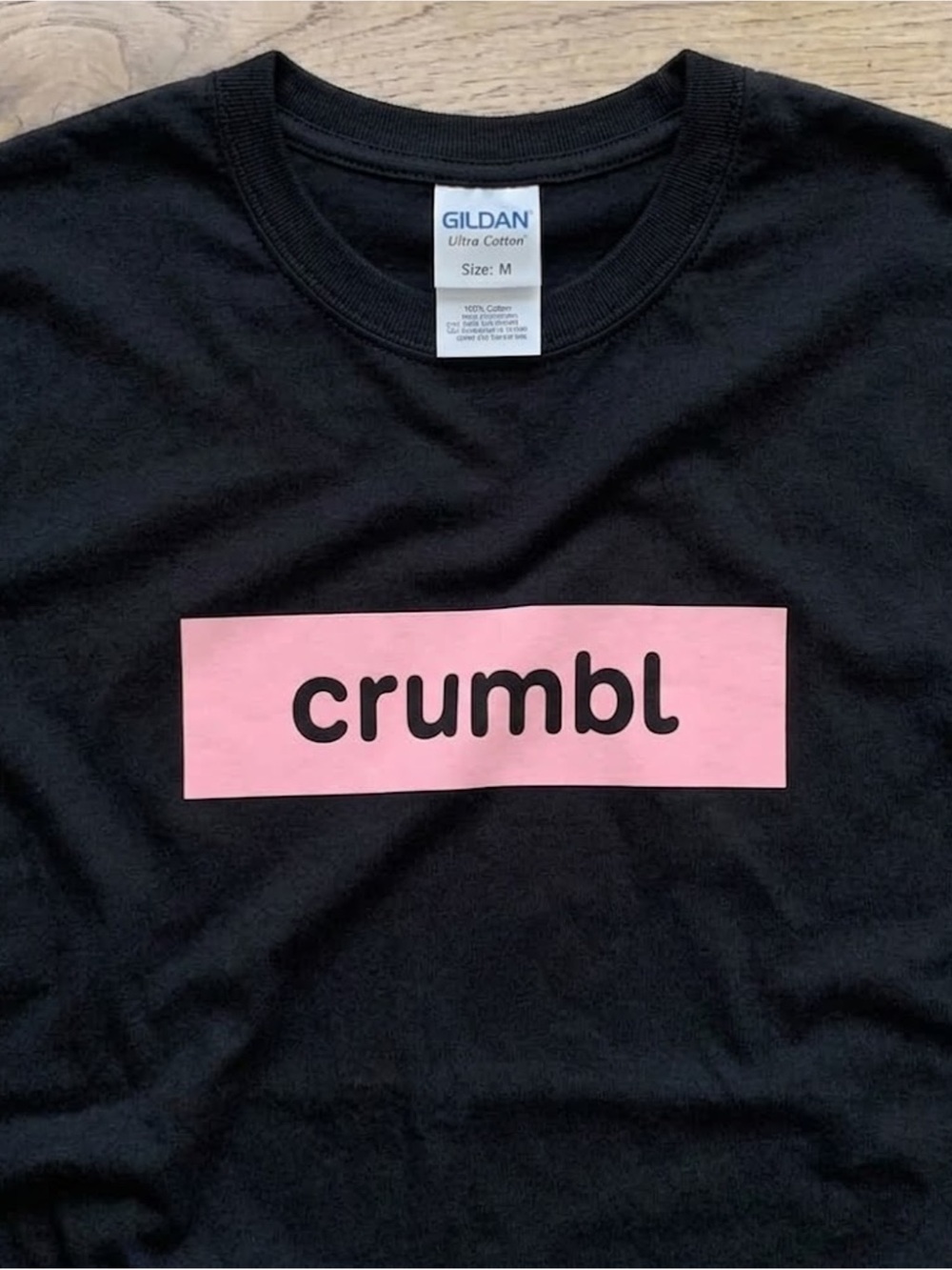 Gildan Black T-Shirt - Picture 2 of 2